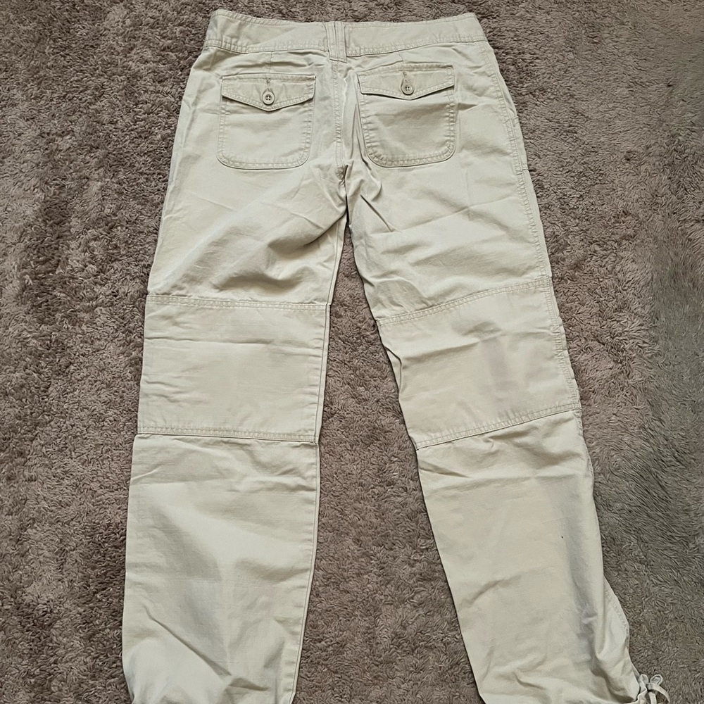 Old navy women’s khaki cargo pants